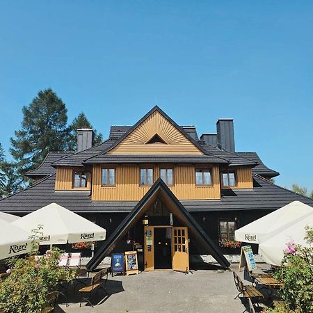 乌斯特龙 Schronisko Gosciniec Rownica酒店 外观 照片